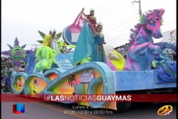 Realizan desfile de carros alegóricos en el Carnaval Internacional de Guaymas