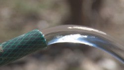 Se quejan por fallas en el servicio de agua potable en ejido la Piedrera
