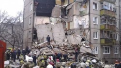 Al menos siete muertos deja explosión de edificio al norte de Rusia