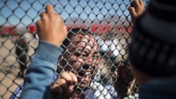 Papa visita frontera entre México y EU; lleva consuelo a víctimas de la violencia