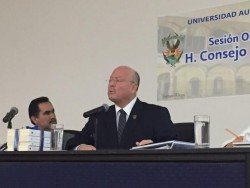 Solo poco más de 250 estudiantes del grupo A, aprobaron evaluaciones para ingresar a la Facultad de Medicina