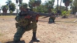 Celebran 103 aniversario del Ejercito Mexicano