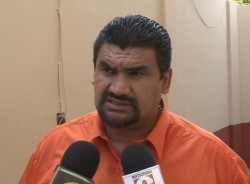 Existe un rezago alto en plazas de maestros de educación pública en Sinaloa.