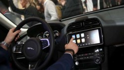 Presentan los autos que se conectan al móvil