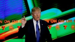 México pagará por el muro en la frontera, no nos están haciendo favores: Trump