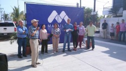 Inauguran calles en la Colonia Francisco Villa.