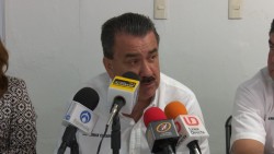 Defiende Germán Escobar los 3 mil 500 conseguidos por tonelada de maíz