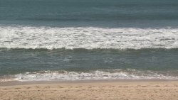 Corrientes marinas y fuerte oleaje se registran en las playas de Mazatlán