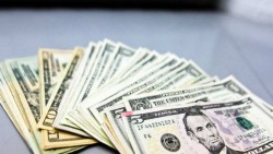 Dólar abre la sesión hasta en 18.43 pesos en bancos
