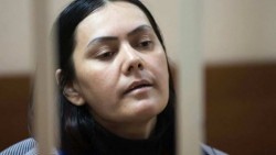 Niñera que decapitó a niña en Rusia, acusada formalmente de homicidio