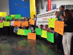 Paran labores trabajadores del Centro de Ciencias de Sinaloa exigen recategorización