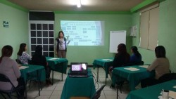 Capacitan a funcionarios sobre evaluación de casos de violencia contra mujeres.