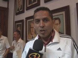 César Ramírez por marca en 200 planos para JO