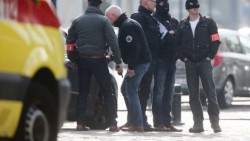 Disparan a policías en Bruselas durante operativo por atentados en París