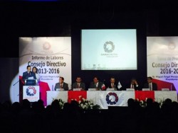 Rinde Jose Luis Vega su tercer y último informe de labores