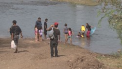 Rescatan en La Divisa a persona ebria que estaba en riesgo de ahogarse
