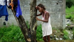 OMS declara el fin de la emergencia global por ébola