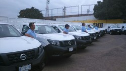 Entregan 27 unidades móviles a JUMAPAM.