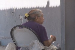 La señora Eva no quiere ayuda,rechaza atención del DIF Culiacán