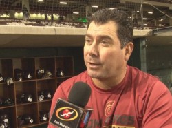 Benjamín Gil es despedido de los Tomateros