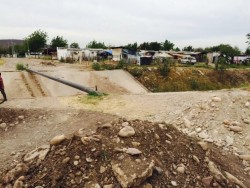 A dos meses del desplome del puente en el Fracc. Alameda, siguen los escombros y aún no se restablece paso vehicular