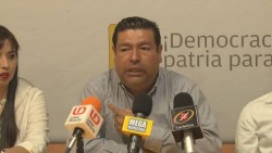 Advierte PRD dejar mesa de distensión si no cumple con igualdad de derechos en el proceso electoral