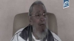 Fidel Castro realiza inusual aparición en público a los 89 años
