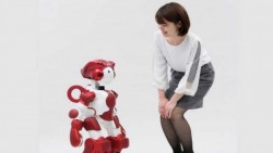 Robot de Hitachi trabaja como dependiente
