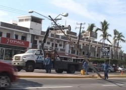 Embellecen zona turística de Mazatlán