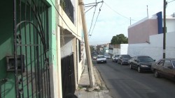 Poste de Luz a punto de caerse
