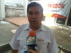 El gobierno tiene abandonada a la sociedad: Victor Galván