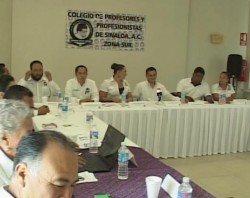 Colegio de Profesores y Profesionistas, dispuestos a apoyar acciones en pro de Sinaloa.