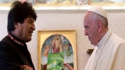 Evo Morales recomienda al papa Francisco tomar 'coca'