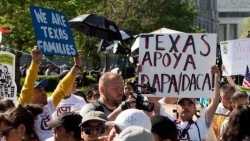 Cámara Baja de EU rechaza ante el Supremo el plan migratorio de Obama