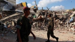 Suman 366 muertos por terremoto en Ecuador