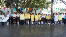 Estudiantes cuidan su salud bucal