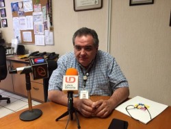 Graves aún los siameses: Eduardo Llausas