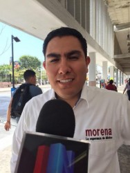 Busca Daniel Ramírez apoyar a los jóvenes