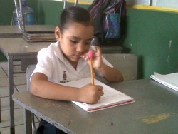 Si hay clases este lunes 02 de mayo