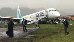 Un avión con 87 pasajeros se despista en Ecuador; dos heridos leves