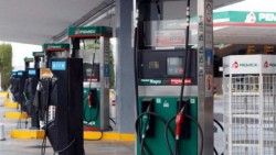 Gasolina Premium bajará dos centavos a partir de mayo