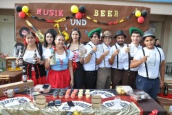 Centro de Idiomas de la UAs realiza en Mazatlán  Primer Oktoberfest.
