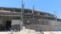 Albañiles celebran el día de la Santa Cruz