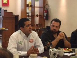 Propone Jesús Valdés instalar semáforos inteligentes en Culiacán