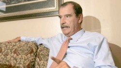 Aclara Fox que no cambia su opinión contra Trump a pesar de disculpa