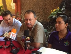 Profesores sinaloenses amenazan con tomar escuelas e instalaciones del SNTE 27