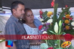 Cumplen con llevar flores al Panteón