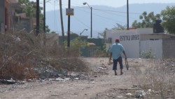 Piden al ayuntamiento que limpie terreno en Capistrano