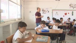 Maestros han cumplido dice Fernando Sandoval, al dar a conocer aumento salarial