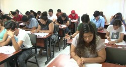 Más de 7 mil 500 estudiantes presentan examen CENEVAL en la UAS zona Sur.